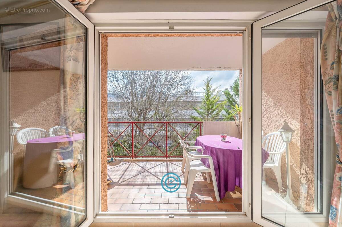 Appartement à MARSEILLE-9E