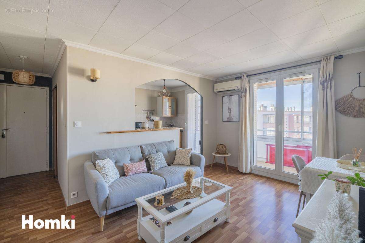 Appartement à MARSEILLE-9E