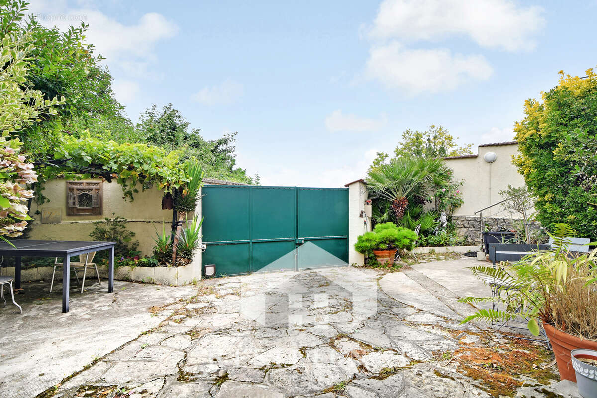 Rare clamart ! maison 125m2 avec vue panoramique sur paris + studio indépendant - photo 7