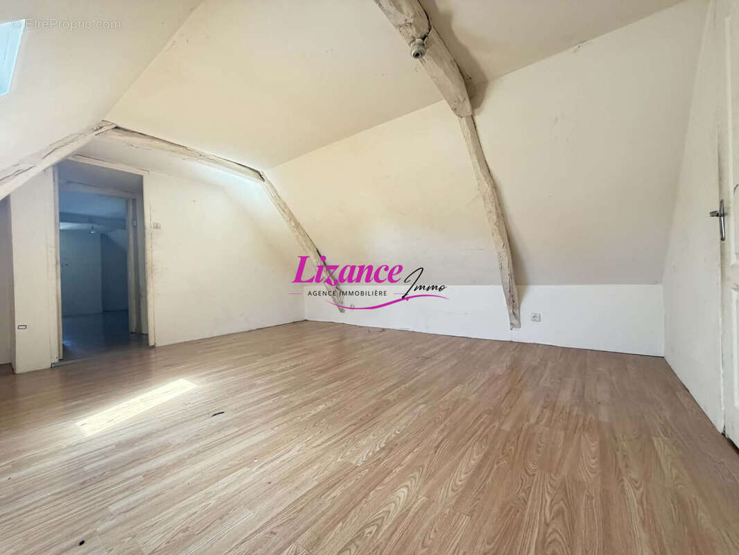 Maison 103 m² à Villers-Outreaux  - photo 9