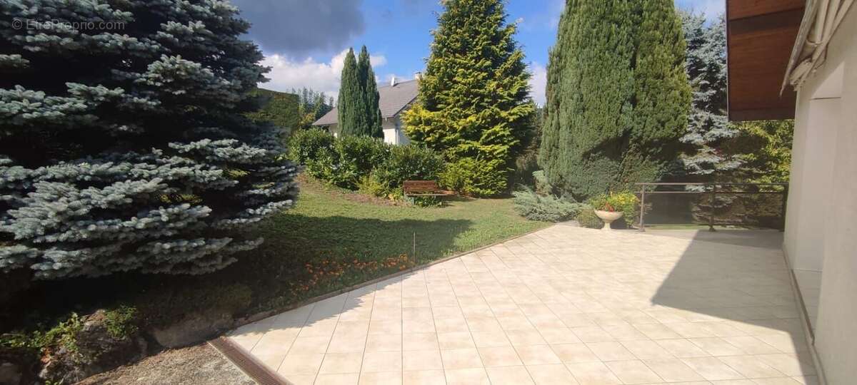 Maison à RUMILLY