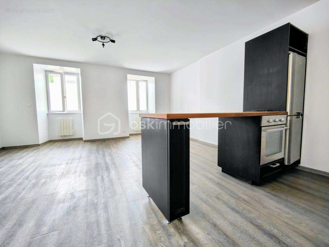 Appartement type studio rénové en rez de chaussée - photo 8
