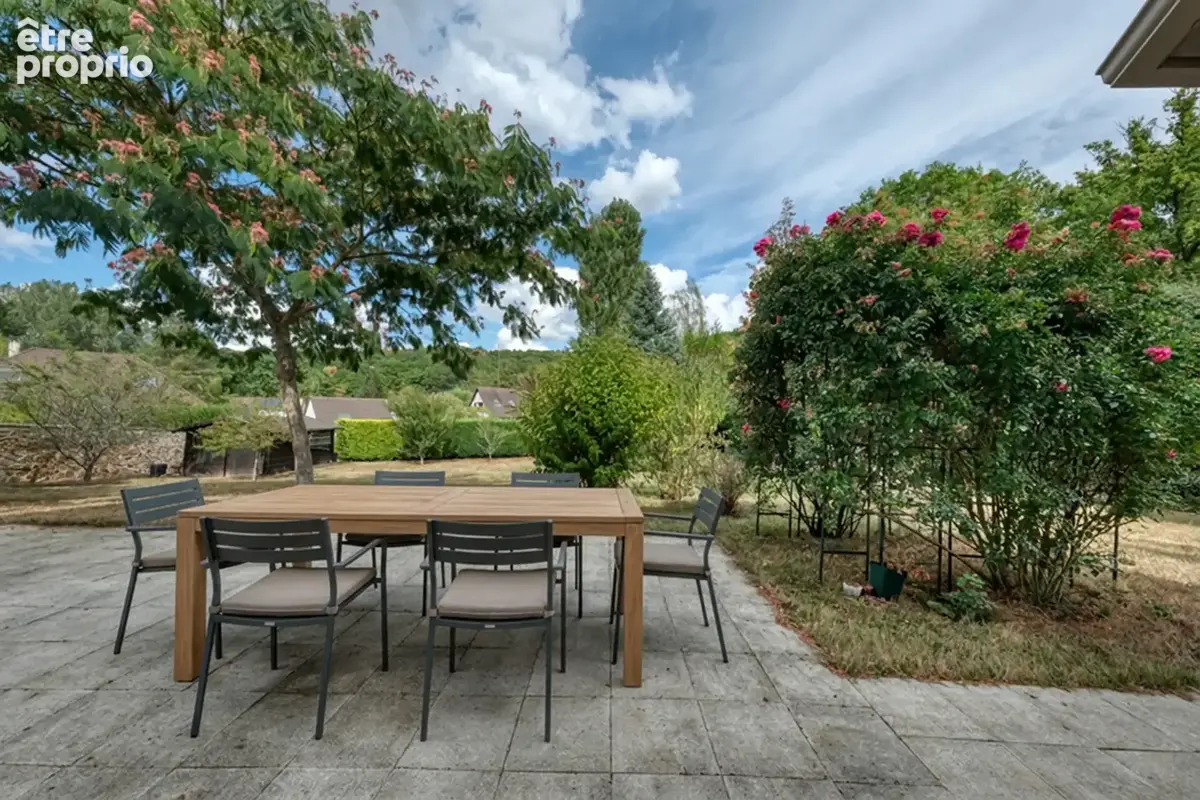 Maison individuelle - 2000m2 de terrain - 4 chambres - bureau - double garage.. - photo 7