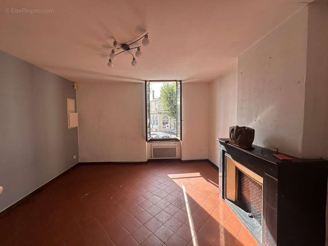 Appartement à THEZAN-LES-BEZIERS