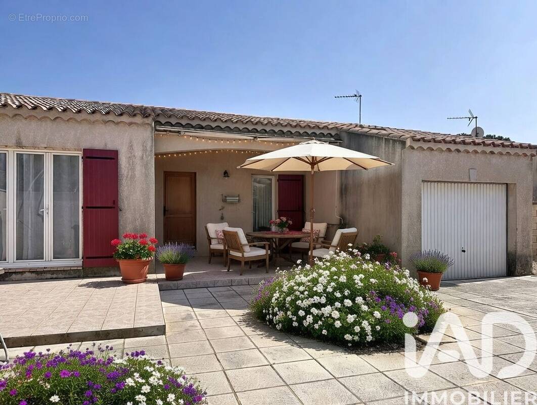 Photo 1 - Maison à TARASCON