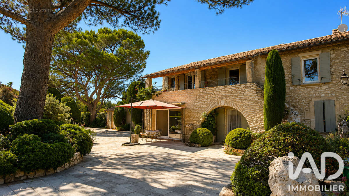 Photo 3 - Maison à EYGALIERES