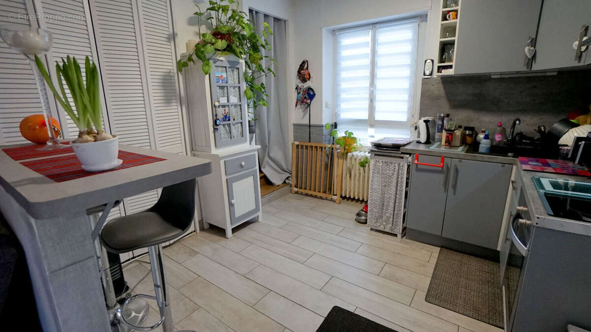 Maison à FOLLAINVILLE-DENNEMONT