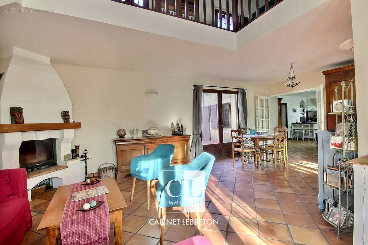 Maison à CADOLIVE