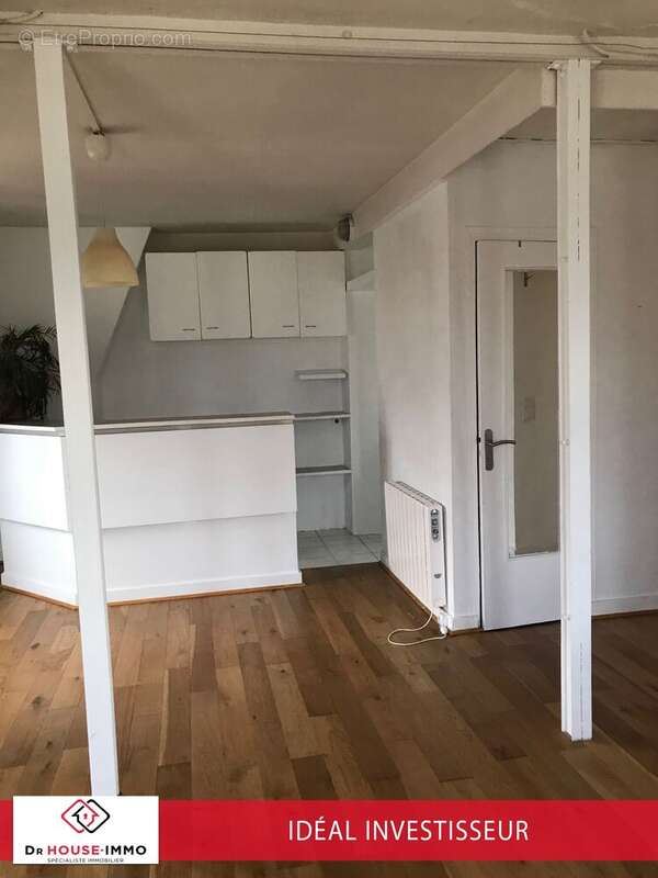 Appartement à PARIS-14E