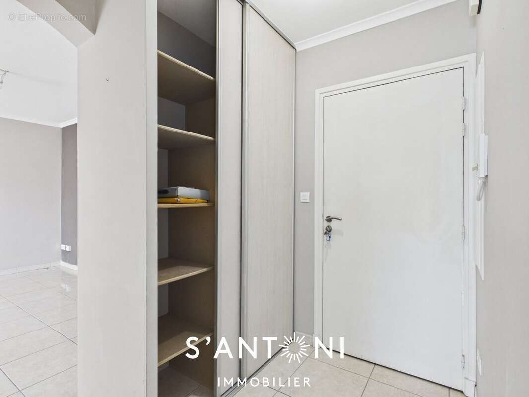 Appartement à BEZIERS