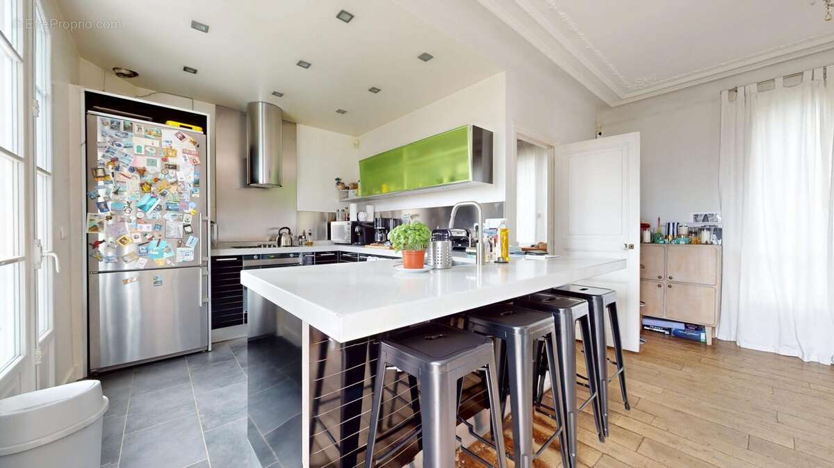 Maison à LE PERREUX-SUR-MARNE