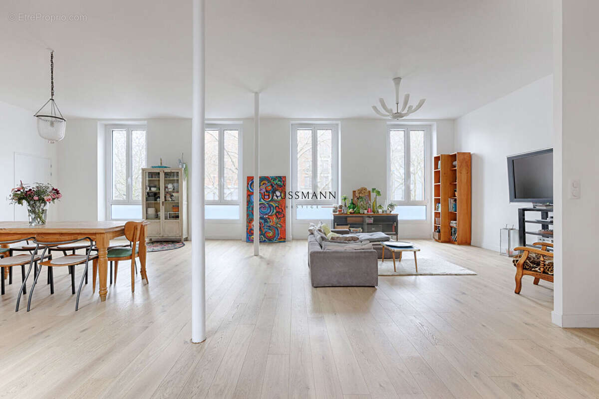 Appartement à PARIS-11E