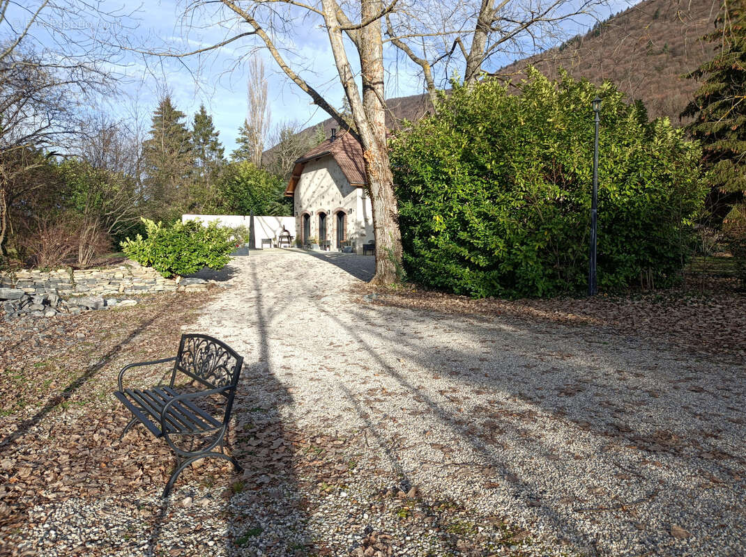 Maison à VIF