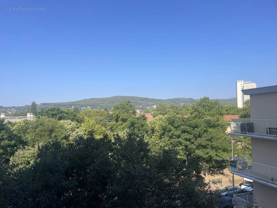 Appartement à DRAGUIGNAN