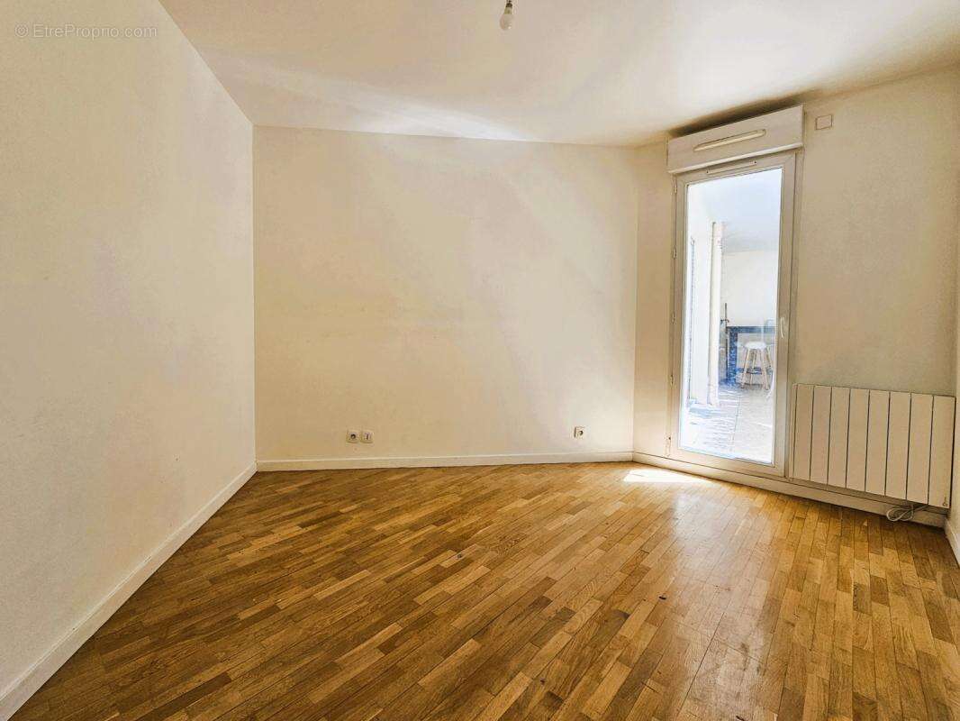 Appartement à SURESNES
