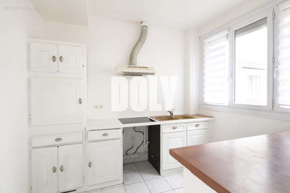 Commerce à ISSY-LES-MOULINEAUX