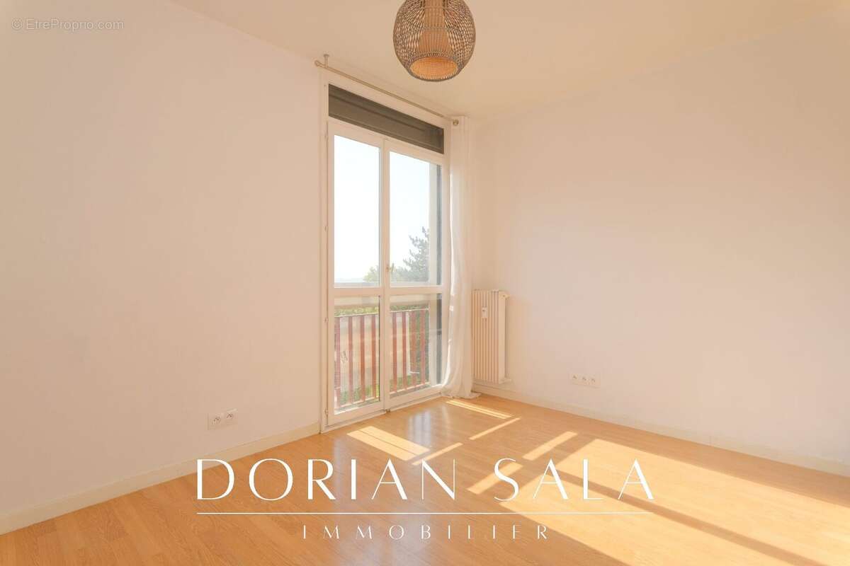 Appartement à MARSEILLE-12E