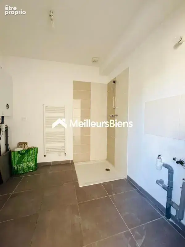 Maison T5 90 m² avec 3 chambres et jardin à Orléans - photo 9