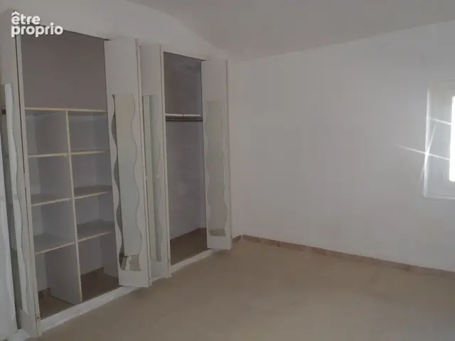 Immeuble Agde 2 appartements et 2 commerces  340 m2 - photo 9