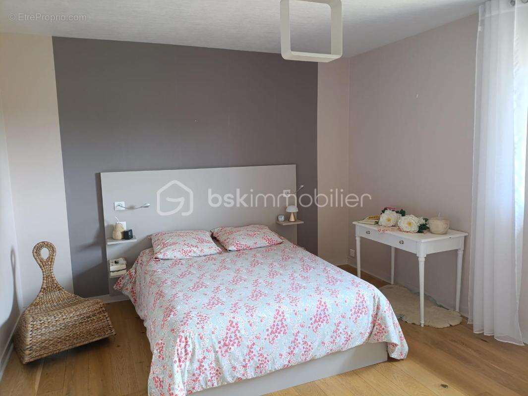 Longère de caractère 143 m² 4 chambres - photo 9