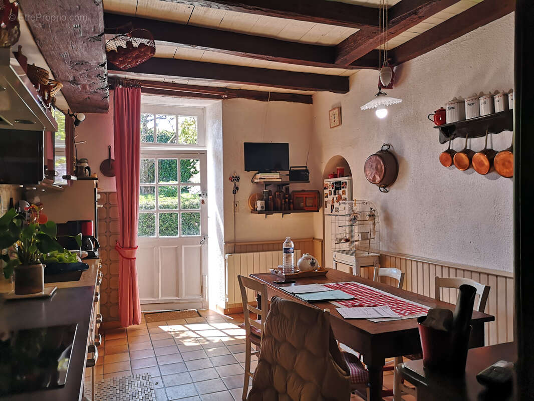 Maison à MENOMBLET