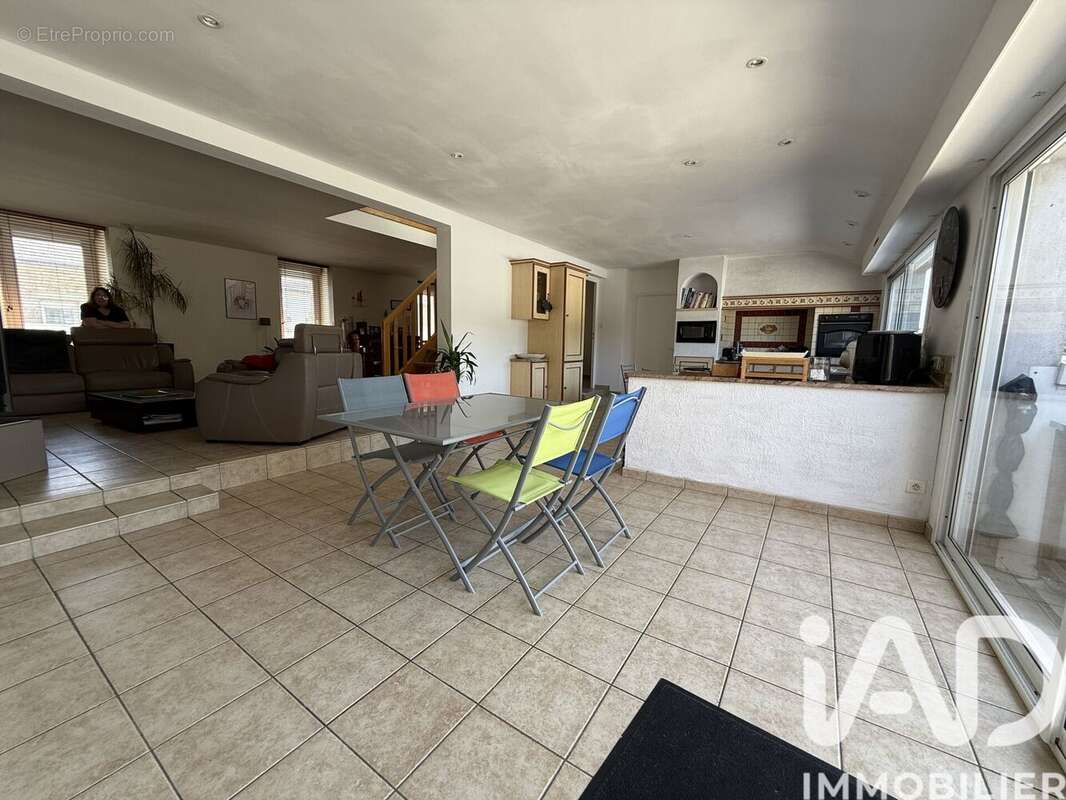 Appartement 173 m² à Belz  - photo 6