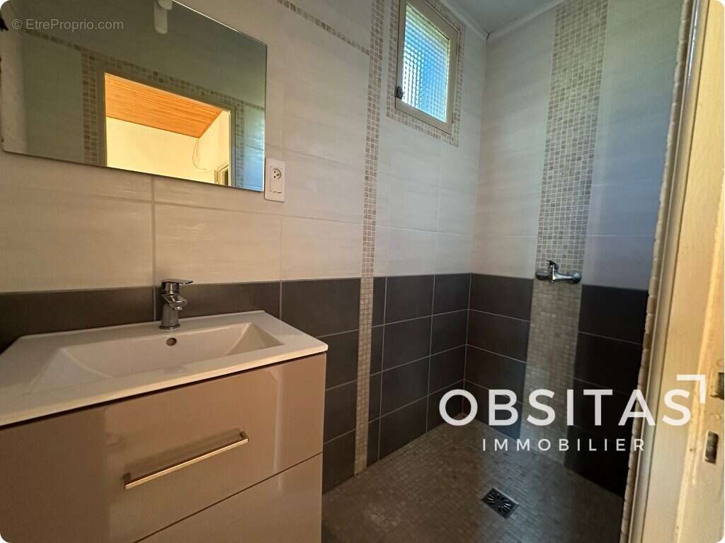 Maison à GREOUX-LES-BAINS