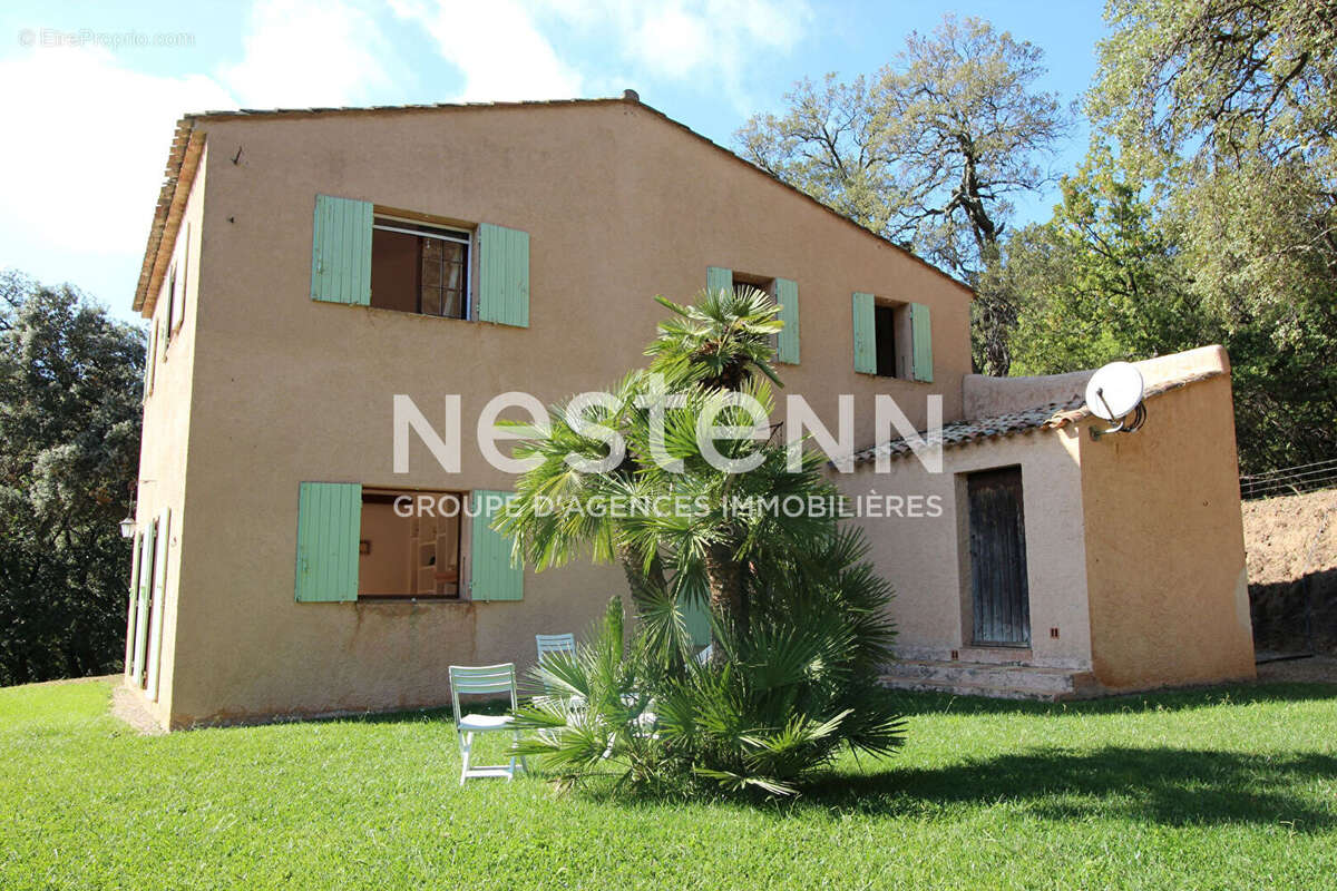 Maison à LA GARDE-FREINET