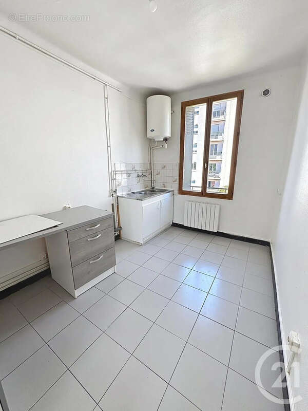 Appartement à LYON-8E