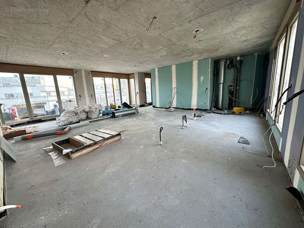 Appartement à PARIS-20E