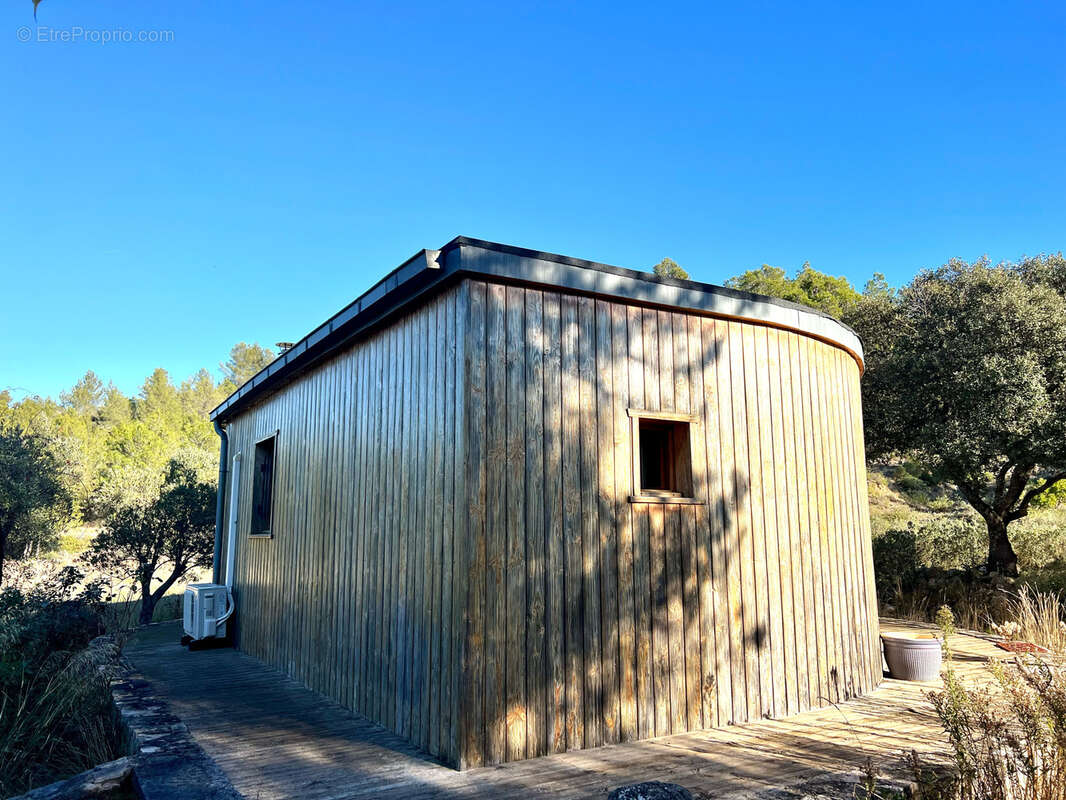 Maison à SAINT-PIERRE-DES-CHAMPS