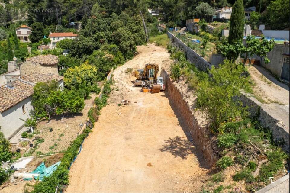 Terrain à AUBAGNE