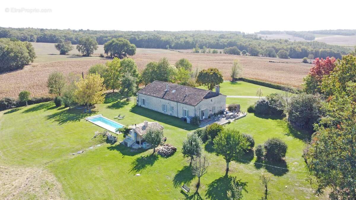 Maison à EYMET
