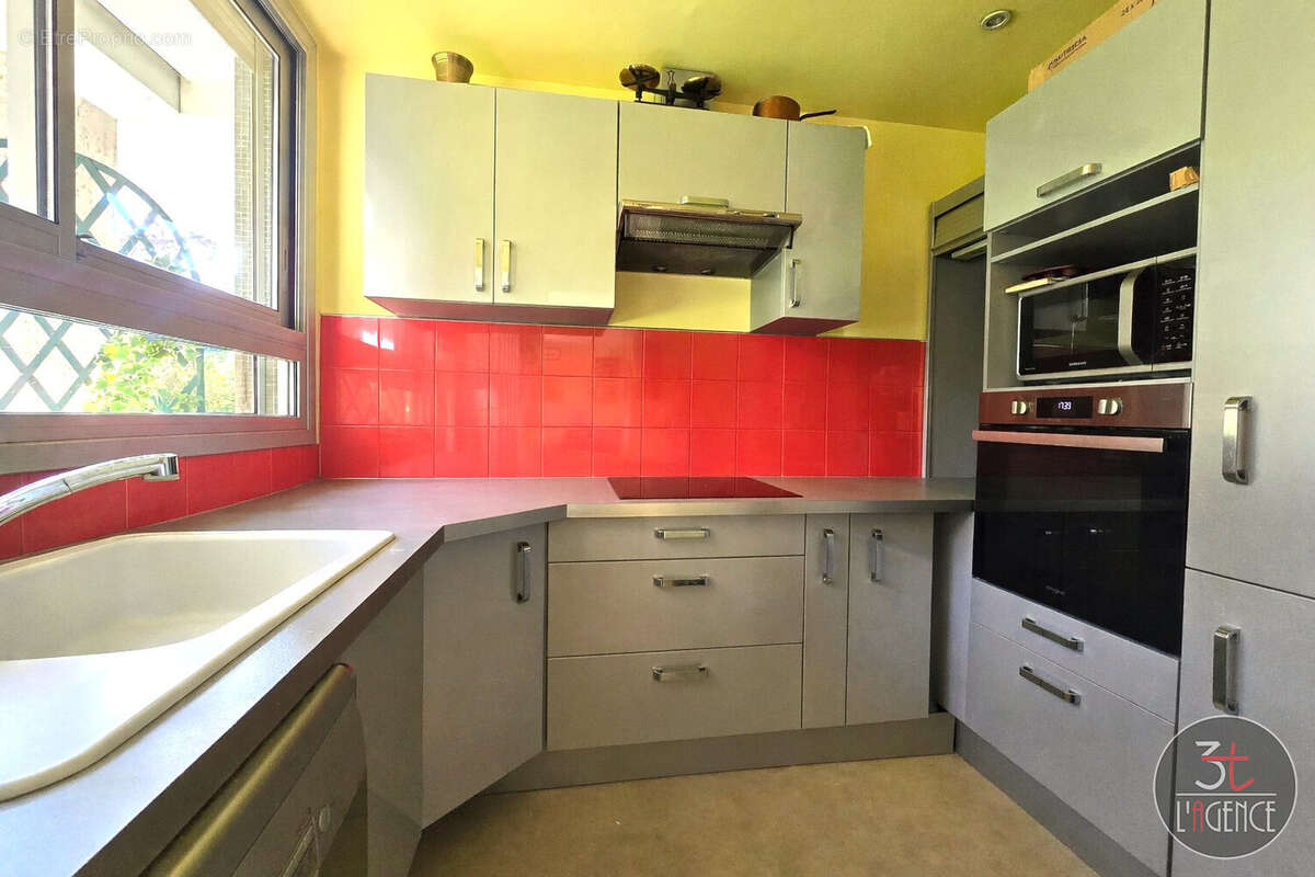 Appartement à FONTENAY-SOUS-BOIS