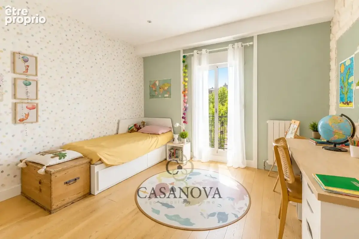 Montpellier  Les Arceaux. Élégante maison de maître rénovée avec piscine, jardin paysager et doubles garages. - photo 20