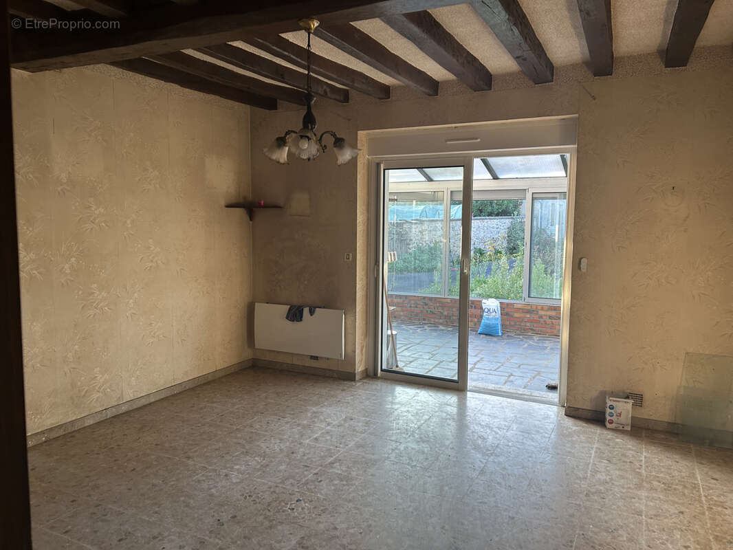 Maison à BAZOUGES-SUR-LE-LOIR