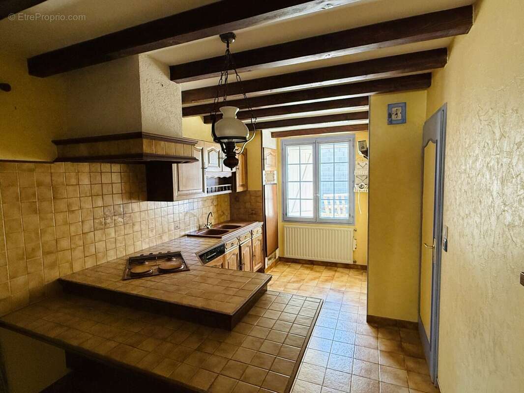 Maison à SAINT-CLAIR-DU-RHONE