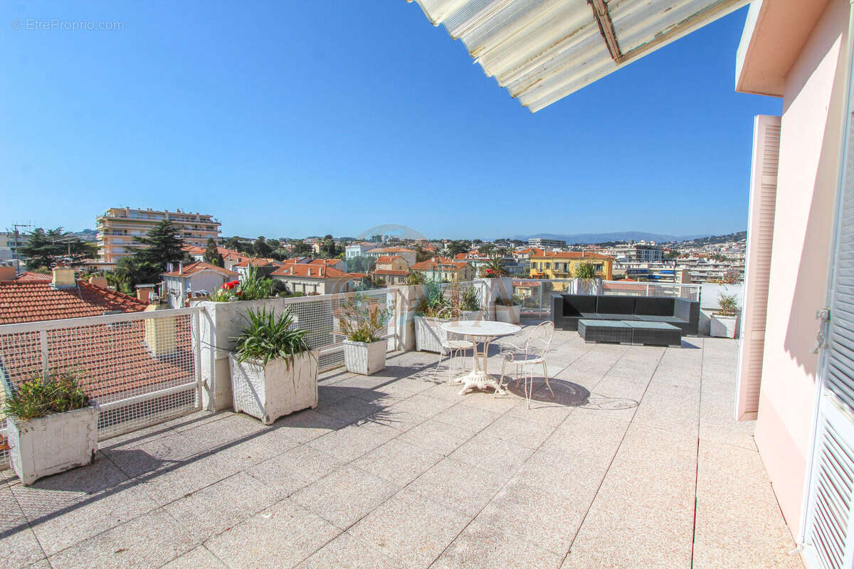 Photo 2 - Appartement à CANNES