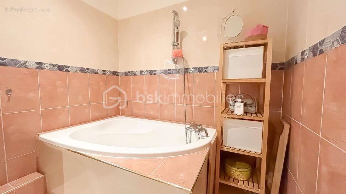 Appartement à GRETZ-ARMAINVILLIERS