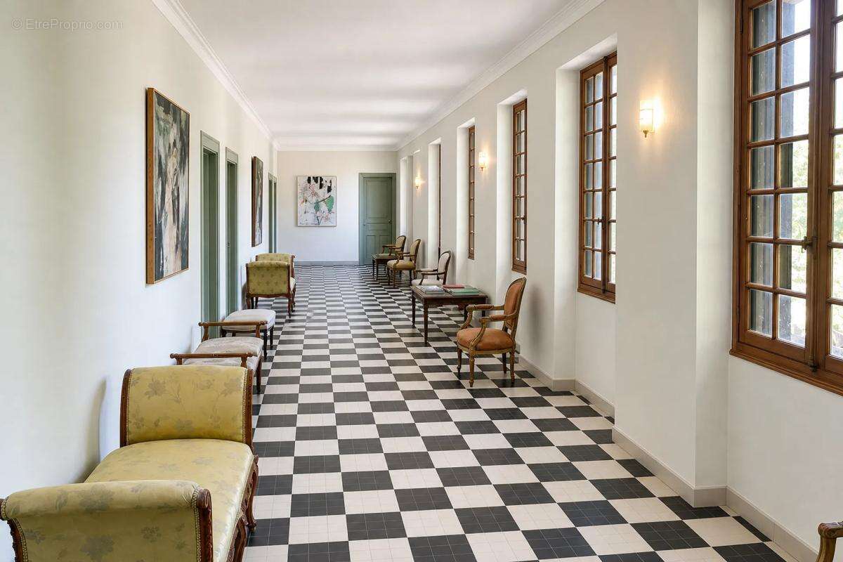 Maison à MONTOLIEU
