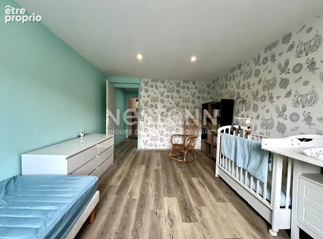 VAUBÉCOURT : Maison de 194m², 7 pièces , 6 chambres, garage et terrain - photo 16