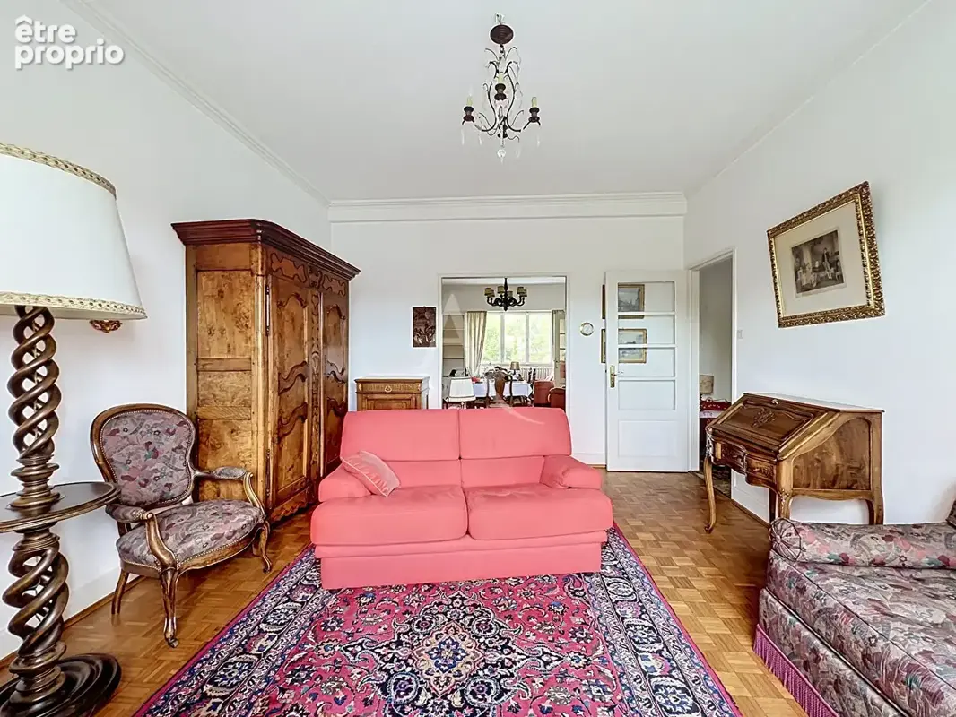 Appartement de caractère 105 m² - Double réception - Balcon - Boulevard d'Anvers - photo 3