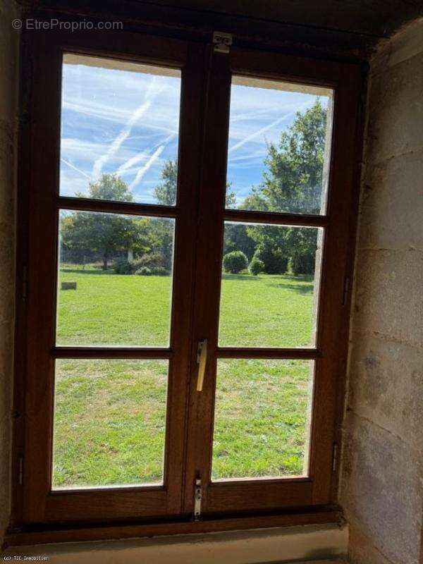 Maison à CHAMPAGNE-MOUTON