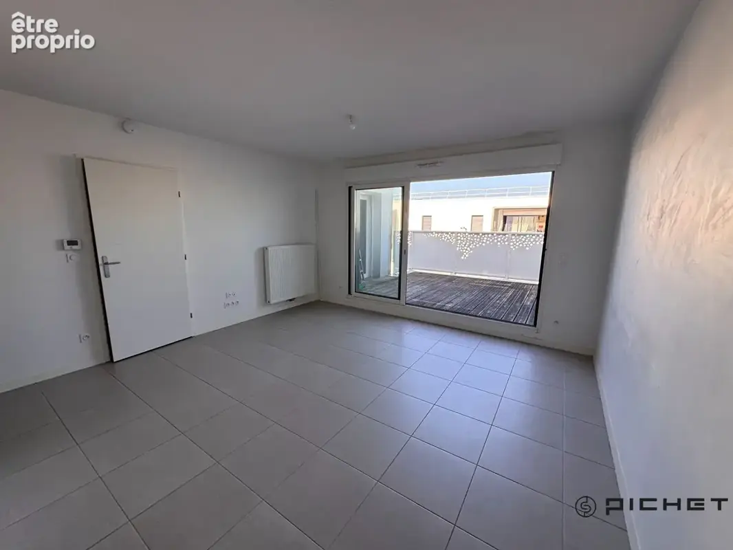 Appartement à VILLENAVE-D'ORNON