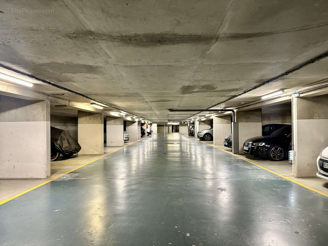 2 pièces 35 m2 + 32 m2 de terrasse à ciel ouvert + parking & cave - photo 14