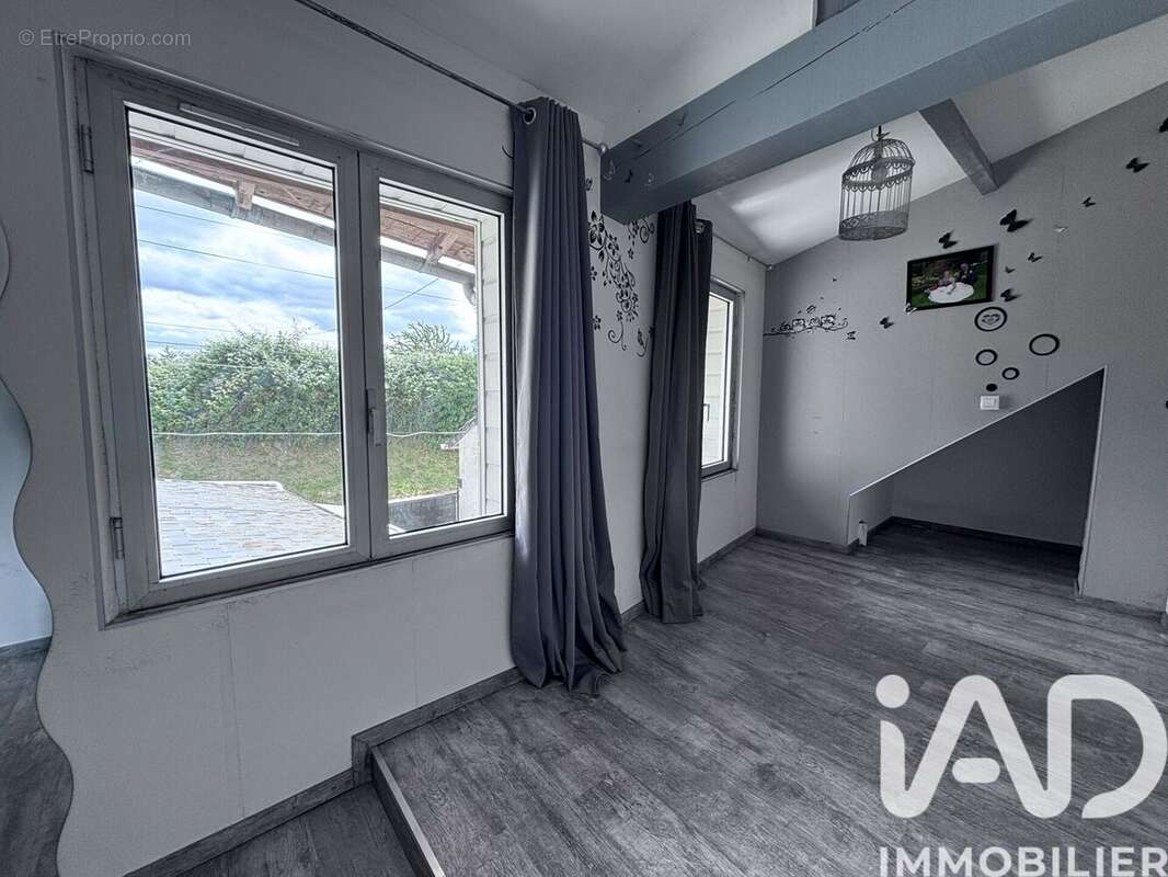 Maison 76 m² à Loudun  - photo 9