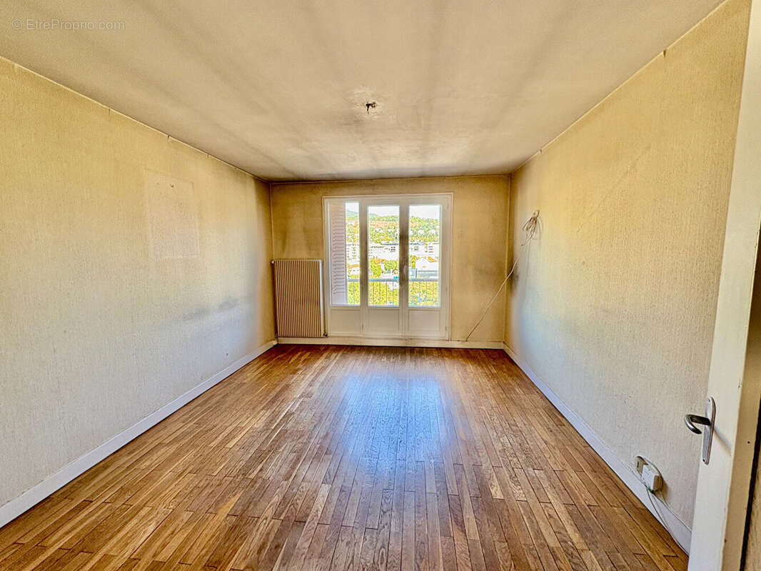 Appartement à VOIRON