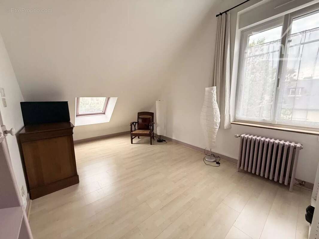 Maison familiale 193 m² avec piscine à débordement – 6 chambres – blois centre-ville - photo 21