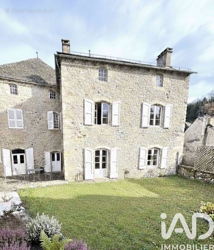 Photo 1 - Maison à CHAUDES-AIGUES