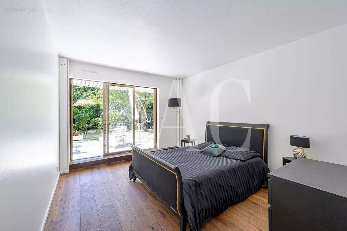 Appartement à VERSAILLES